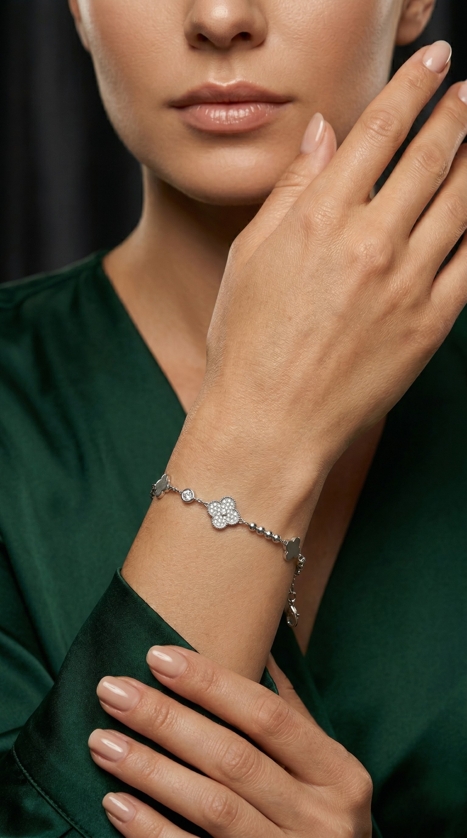 Blossom Charm Zircon Bracelet