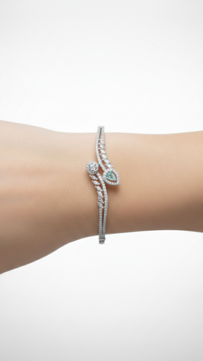 Luna Green Drop Bracelet